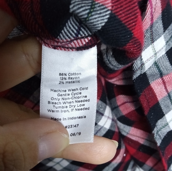 Talbots Black, White & Red Plaid Metallic Cotton Button Down Blouse size Large - Picture 4 of 10